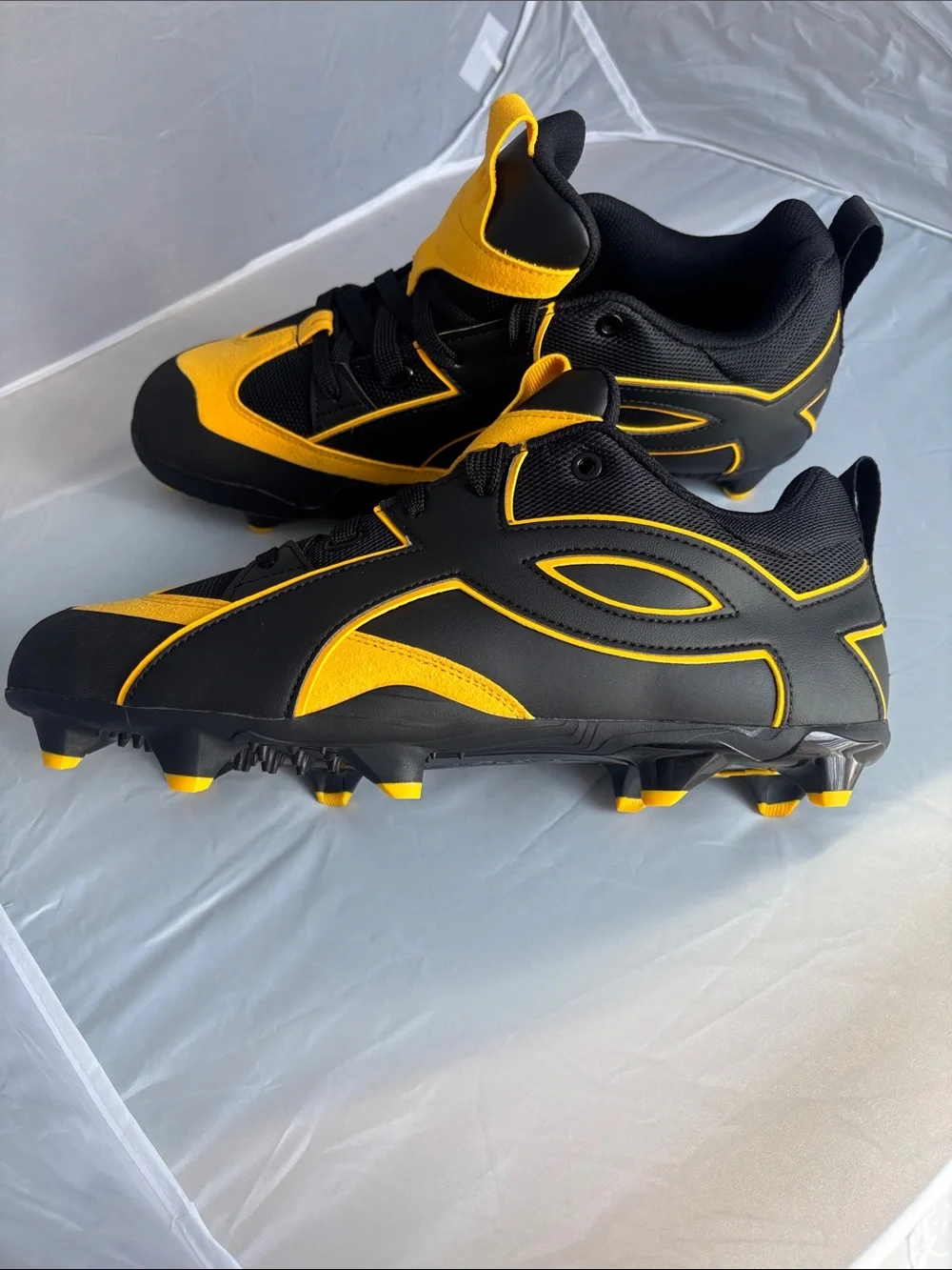 Under Armour UA Yard Icon TPU Cleats NEW!